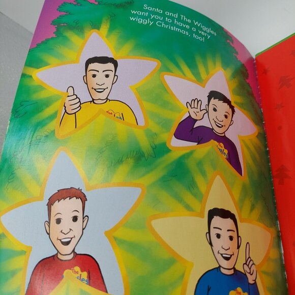 The Wiggles A Very Wiggly Christmas Hardback Book 2003 - Picture 6 of 9